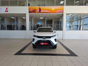 Toyota Fortuner 2.8GD-6 48V 4x4 VX - Image 4