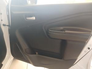 Toyota Vitz 1.0 XR AMT - Image 18