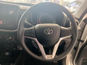 Toyota Vitz 1.0 XR AMT - Image 8