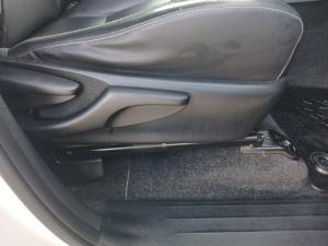 Toyota Fortuner 2.4GD-6 Raised Body automatic - Image 17