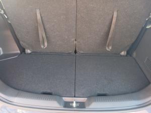 Suzuki Ertiga 1.5 GL - Image 17