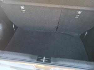 Suzuki Swift 1.2 GL - Image 16