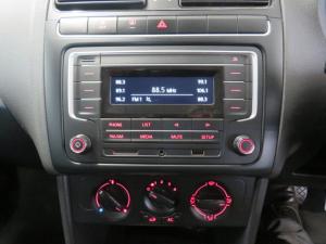 Volkswagen Polo Vivo 1.6 Comfortline TIP - Image 11