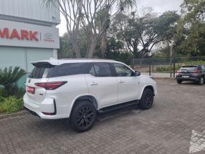 Toyota Fortuner 2.8GD-6 4X4 GR-S automatic - Image 2