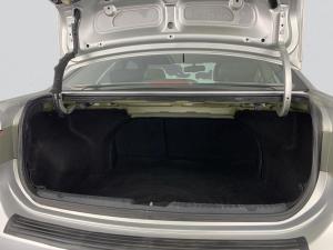 Kia Cerato 2.0 Koup automatic - Image 16