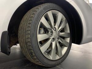Kia Cerato 2.0 Koup automatic - Image 20