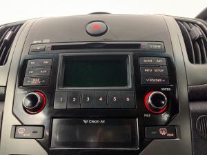 Kia Cerato 2.0 Koup automatic - Image 8