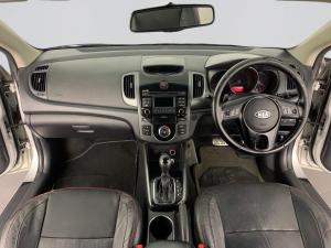 Kia Cerato 2.0 Koup automatic - Image 9