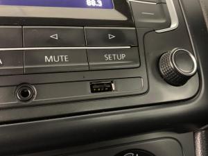 Volkswagen Polo Vivo 1.6 Comfortline TIP - Image 12