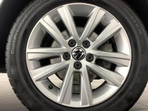 Volkswagen Polo Vivo 1.6 Comfortline TIP - Image 17