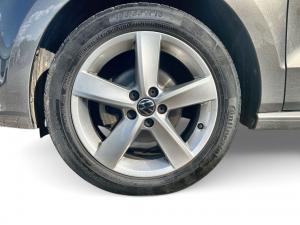 Volkswagen Polo Vivo hatch 1.4 Comfortline - Image 16
