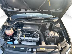 Volkswagen Polo Vivo hatch 1.4 Comfortline - Image 9