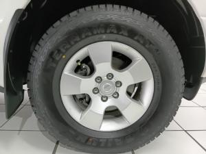 Nissan Navara 2.5dCi double cab XE - Image 14