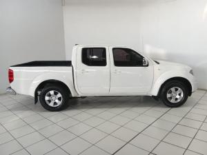 Nissan Navara 2.5dCi double cab XE - Image 6