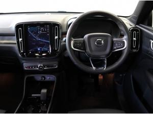 Volvo XC40 Recharge Single Motor Plus - Image 14