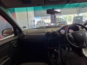 Nissan NP200 1.6i safety pack (aircon) - Image 10