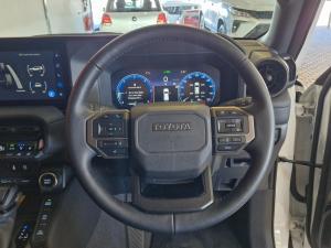 Toyota Land Cruiser Prado 2.8GD VX-R - Image 25