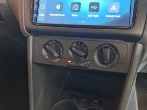 Volkswagen Polo Vivo hatch 1.4 - Image 17
