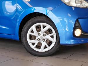Hyundai Grand i10 1.0 Motion auto - Image 6
