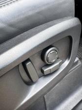 Land Rover Defender 110 D350 X-Dynamic HSE - Image 20