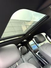 Land Rover Defender 110 D350 X-Dynamic HSE - Image 22