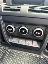 Land Rover Defender 110 D350 X-Dynamic HSE - Image 26