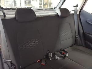 Hyundai Grand i10 1.0 Premium hatch - Image 15
