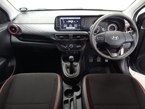 Hyundai Grand i10 1.0 Premium hatch - Image 23