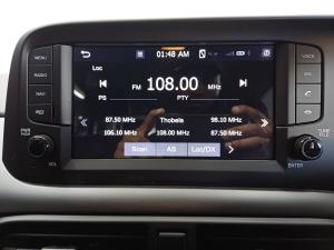 Hyundai Grand i10 1.0 Premium hatch - Image 9