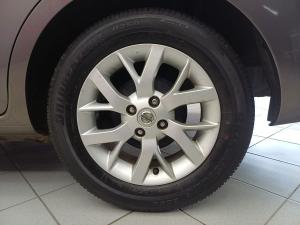 Nissan Almera 1.5 Acenta auto - Image 21