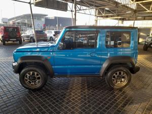 Suzuki Jimny 1.5 GLX AllGrip 3-door manual - Image 4