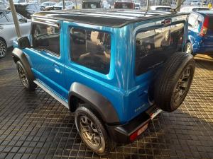Suzuki Jimny 1.5 GLX AllGrip 3-door manual - Image 5