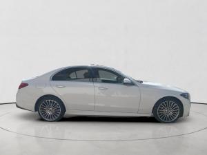 Mercedes-Benz C-Class C220d Avantgarde - Image 8