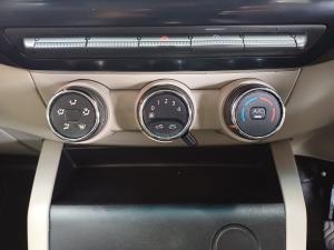 Renault Triber 1.0 Zen auto - Image 13