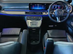 Mercedes-Benz V-Class V300d Exclusive - Image 11