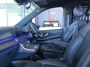Mercedes-Benz V-Class V300d Exclusive - Image 16