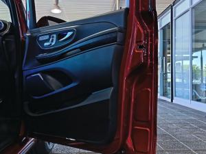 Mercedes-Benz V-Class V300d Exclusive - Image 9