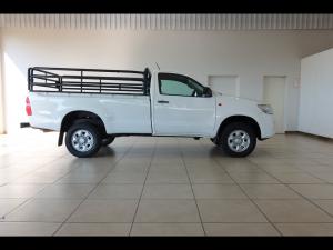 Toyota Hilux 2.5D-4D SRX - Image 3