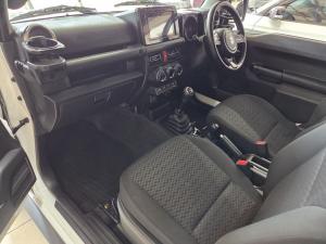 Suzuki Jimny 1.5 GLX - Image 7
