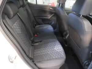 Volkswagen T-CROSS 1.0 TSI R-LINE DSG - Image 7