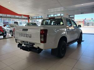 Isuzu D-MAX 250 HO HI-RIDE D/C - Image 17
