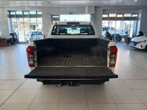 Isuzu D-MAX 250 HO HI-RIDE D/C - Image 5