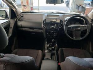 Isuzu D-MAX 250 HO HI-RIDE D/C - Image 7