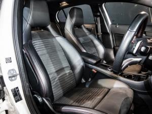 Mercedes-Benz GLA GLA200 auto - Image 21