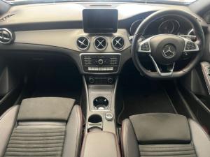 Mercedes-Benz GLA GLA200 auto - Image 5