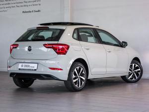 Volkswagen Polo hatch 1.0TSI Life manual - Image 4