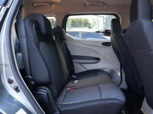 Renault Triber 1.0 Evolution - Image 11