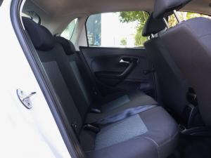 Volkswagen Polo Vivo hatch 1.4 Life - Image 11