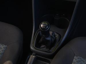 Volkswagen Polo Vivo hatch 1.4 Life - Image 13