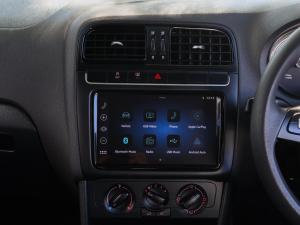 Volkswagen Polo Vivo hatch 1.4 Life - Image 17